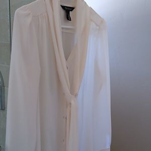 White house Black Market boouse